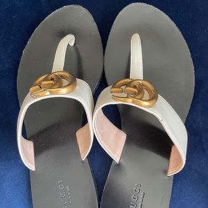 Gucci thong sandals